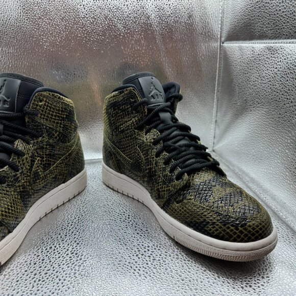 Size 8 Air Jordan 1 Retro High Womens Green Black‎ Snakeskin Shoes AH7389-302 - Picture 4 of 11